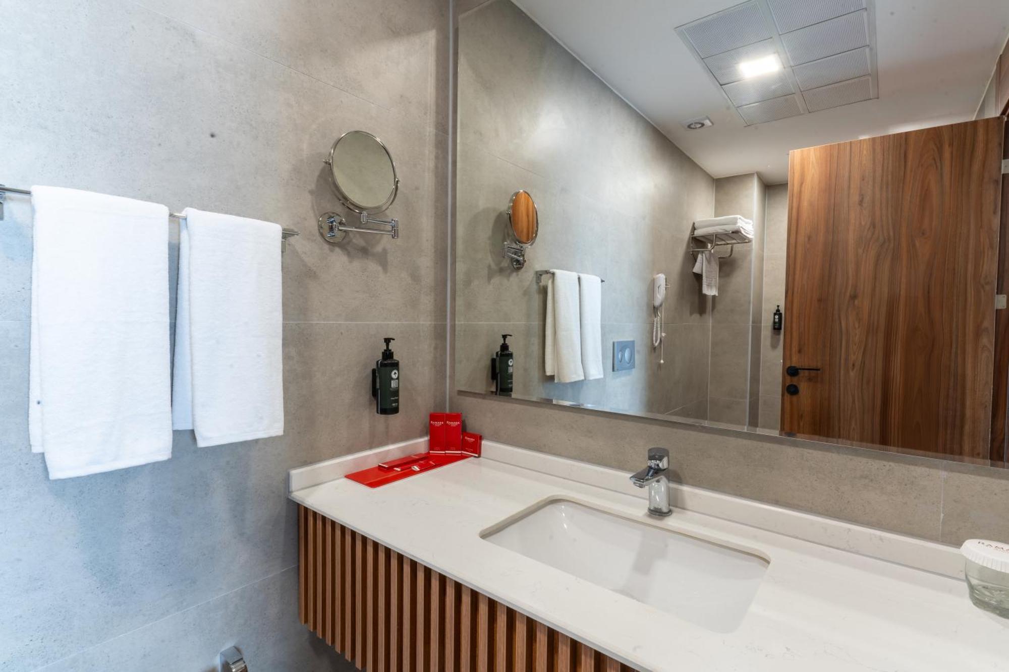Ramada By Wyndham Gaziantep Hotel Luaran gambar